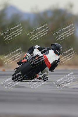 media/Sep-21-2025-Race Pace (Sun) [[98bf33ef95]]/Verified/2-Turn 2 Backside (835am)/